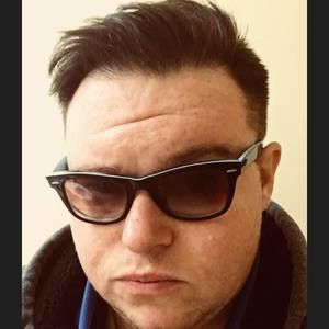 Meet your Posher, Dakota